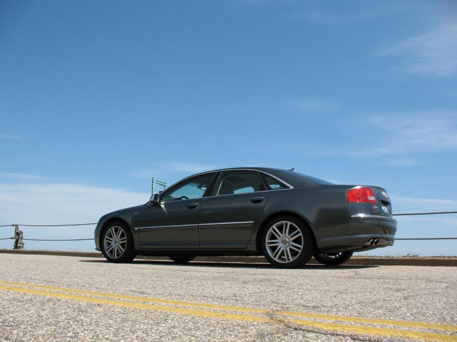  Audi S8 (D3) 2008 года  (NA) (фото 54 из 62)